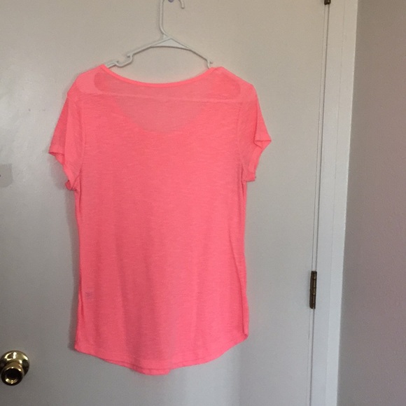 Pink tee - Picture 2 of 2